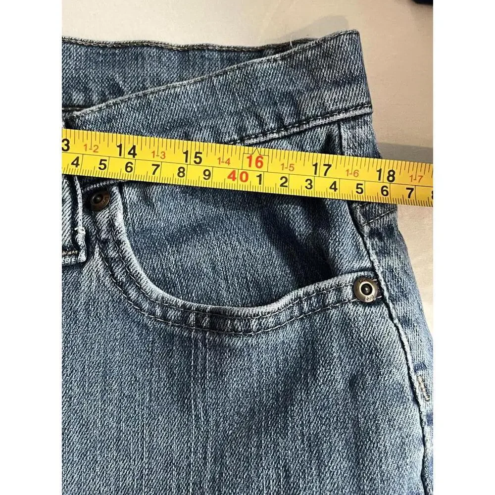 Lee relaxed straight